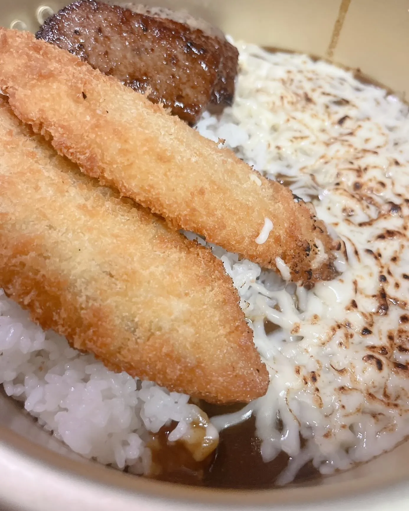 雨の中、お越し頂きありがとうございます。